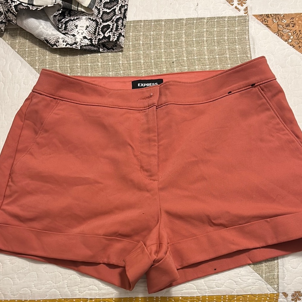 Express Women's Coral Shorts